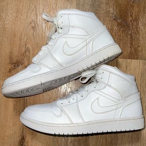 Jordan 1 Mid Triple White